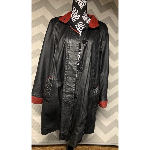 Vintage Black Leather Long Woman’s Jacket Red Lining Kircilar Lg Preppy Princes - Picture 1 of 8